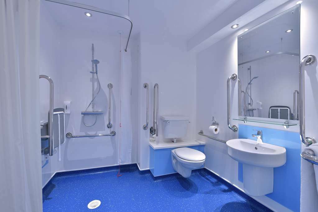 Travelodge Bromsgrove Marlbrook Room photo
